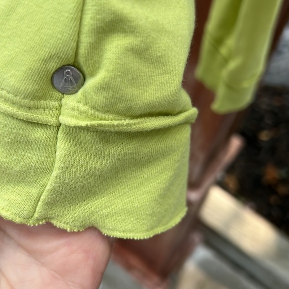 Top - Picture 8 of 8